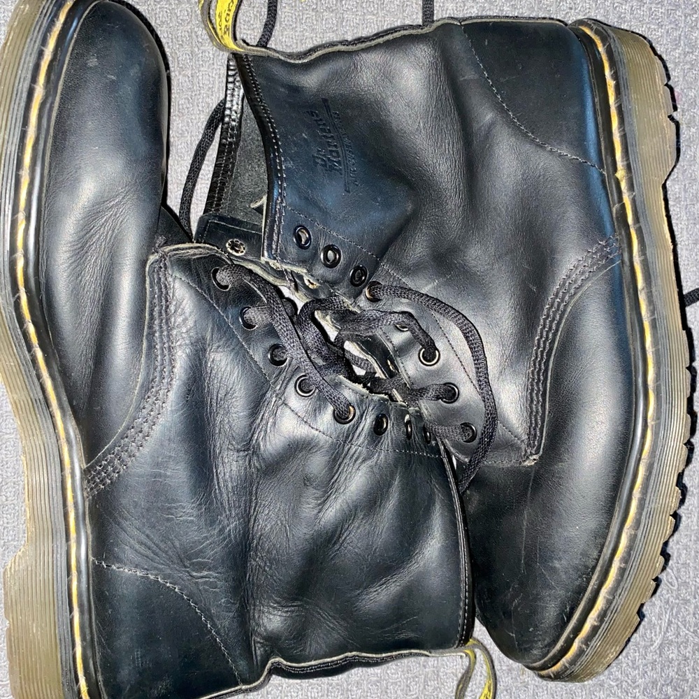 Nicely worn Dr. Martens Black Leather 8 Hole Boots. These Oily Black Mens 12